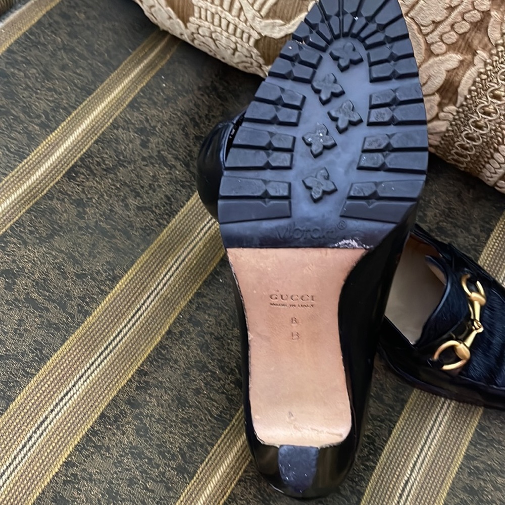 Lugger Sole Gucci’s With Black Fur On Top